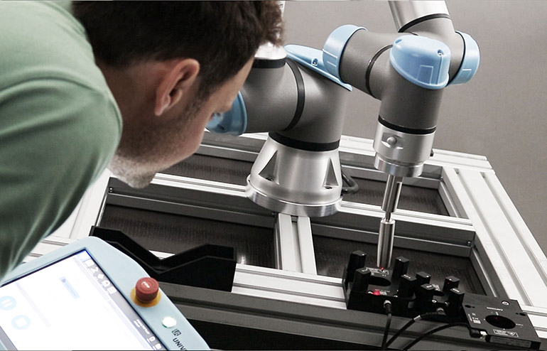 CAPTRON's TCP Calibration Sensors, now available in the Universal Robots marketplace, are designed for easy integration and high precision.