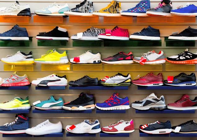 Foot Locker is Awarding 20 Students a $20,000 Scholarship 